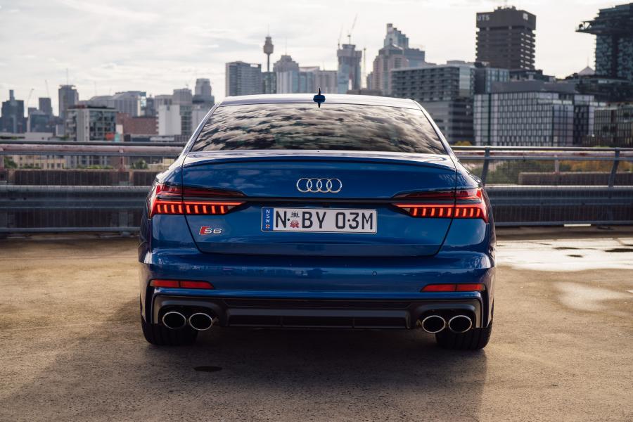 Audi S6 Sedan TFSI (C8) 2020 года  (AU) (фото 19 из 35)